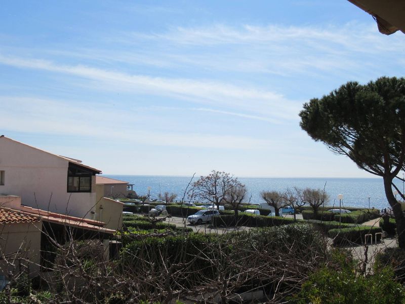 vue mer Sausset Les Pins proche centre et mer avec balcon