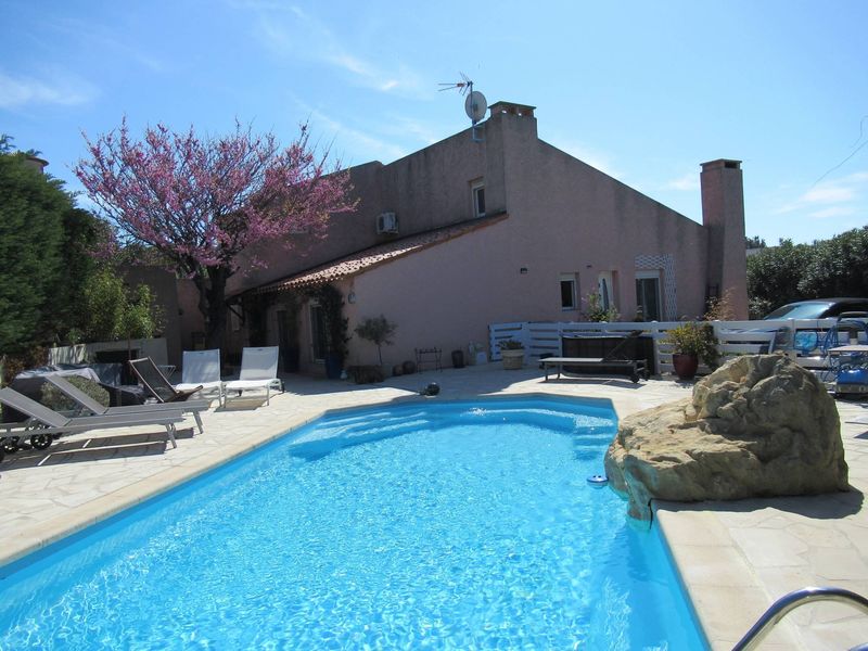 PISCINE MAISON PROCHE MER MAISON 3 CHAMBRES + MEZZANINE