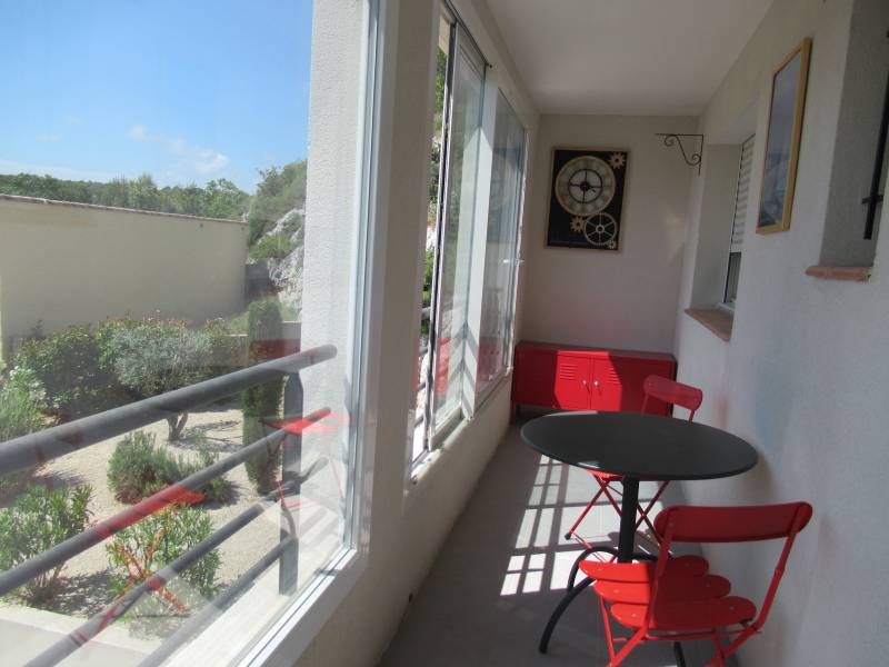 DUPLEX À VENDRE 66 m² AVEC GARAGE ET TERRASSE - LA COURONNE