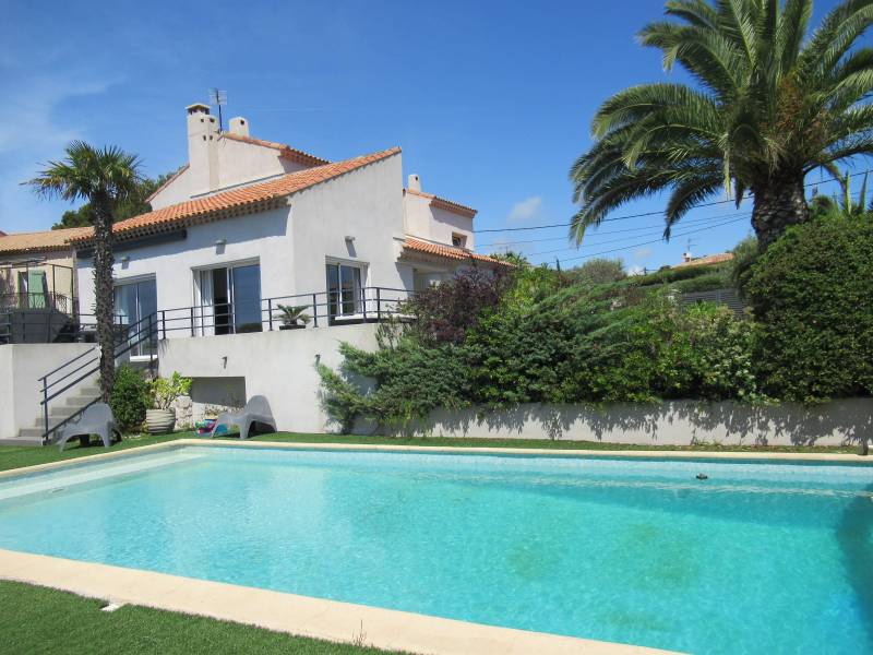 Carry le rouet maison T6 à vendre proche mer 