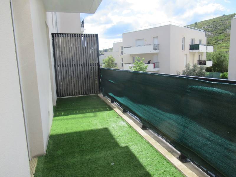 balcon au calme sur la commune du rove