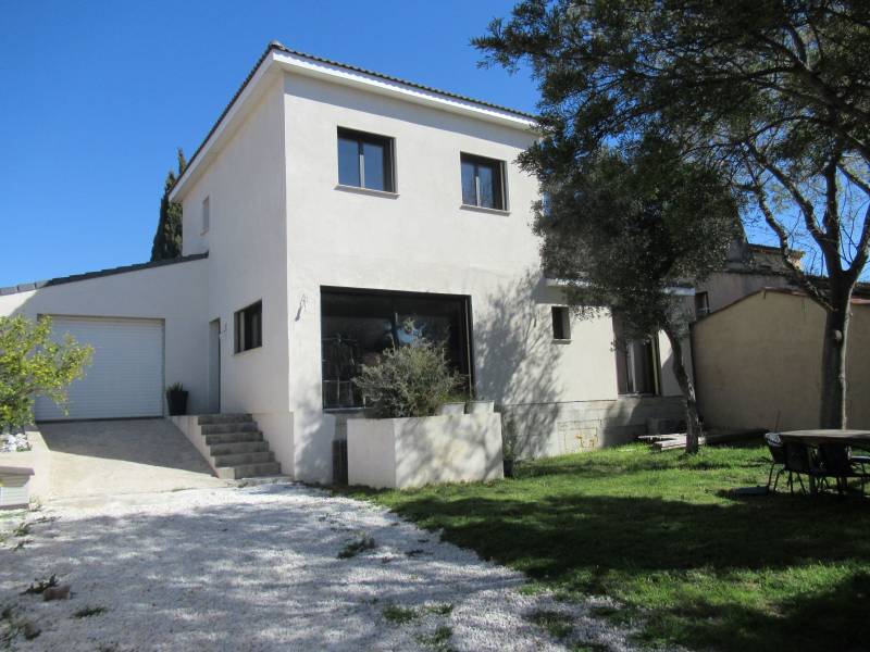 Maison individuelle à vendre SAUSSET T4 AVEC GARAGE