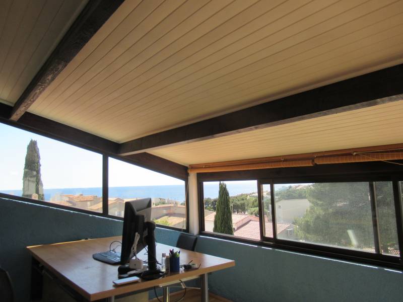 MAISON INDIVIDUELLE VUE MER T4 + STUDIO PISCINE GARAGE A VENDRE SAUSSET LES PINS