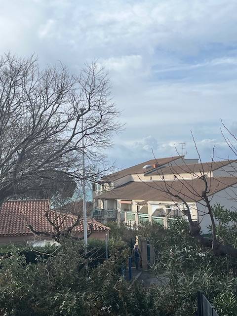 A VENDRE STUDIO SAUSSET LES PINS