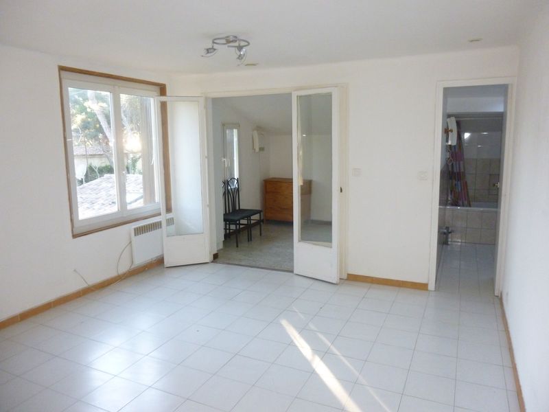 séjour T2 SAUSSET LES PINS proche village proche commodités