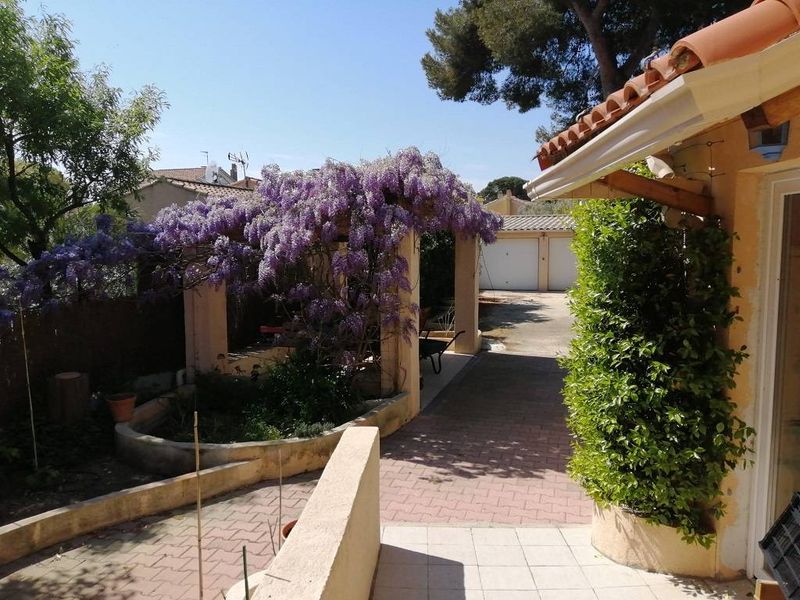 à vendre en viager occupé Jardin villa T4