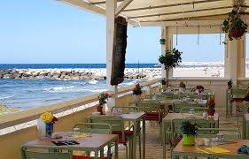 Restaurant bord de plage Sausset les Pins