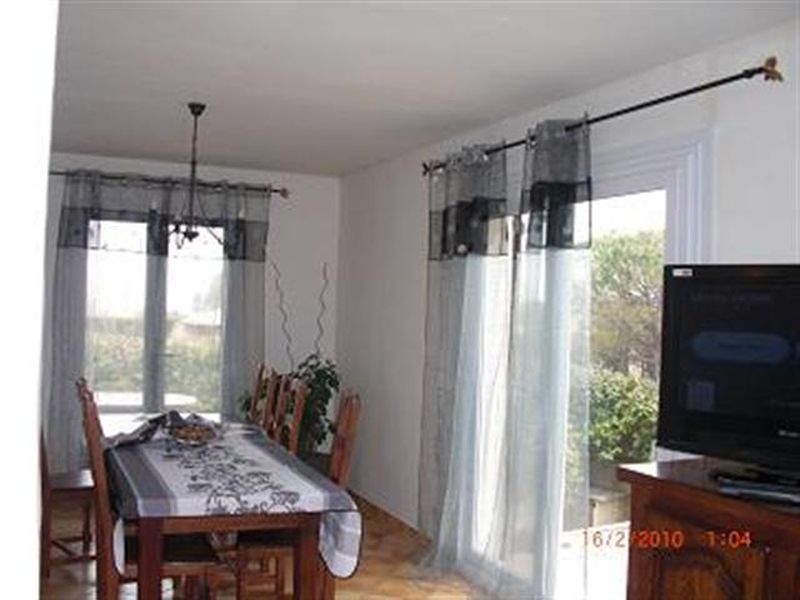 salon maison T4 avec annexe cave jardin 13960 Sausset les pins