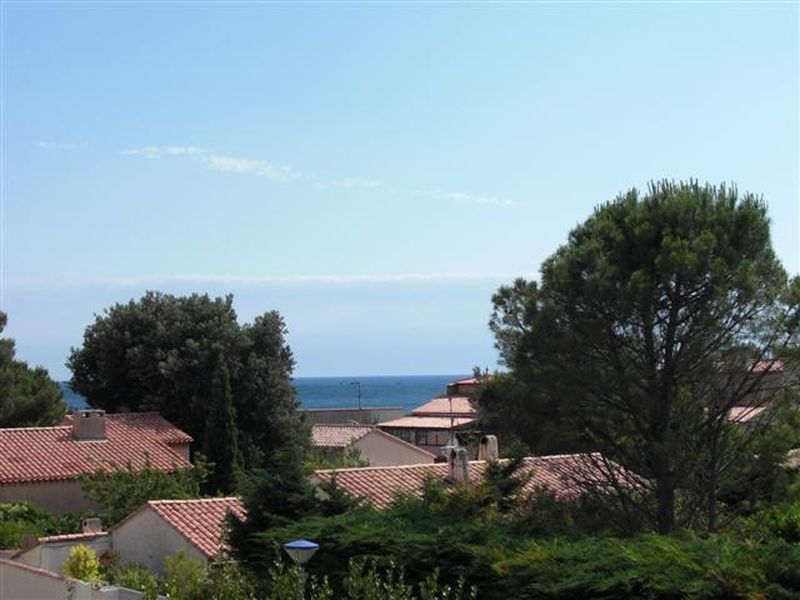 vue mer MAISON T3 SAUSSET LES PINS PROCHE MER